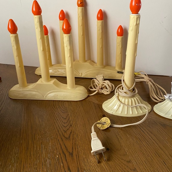 4 Vintage Light Christmas Candle Light Window Electric Candelabra And Single Lot - Picture 3 of 10